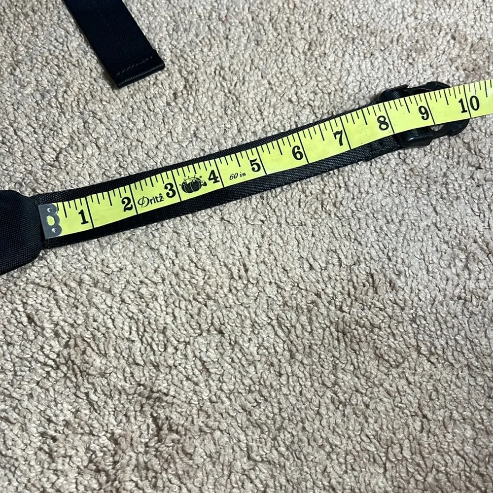 GUESS SLING BAG - Picture 5 of 8